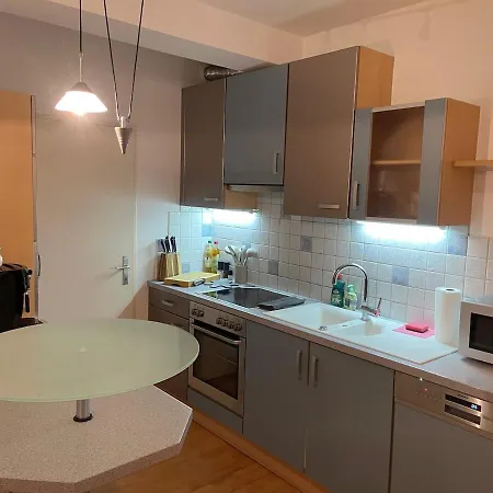 Apartment Einziehen Und Wohlfuehlen-vollausgestattetes West Fh Joaneum