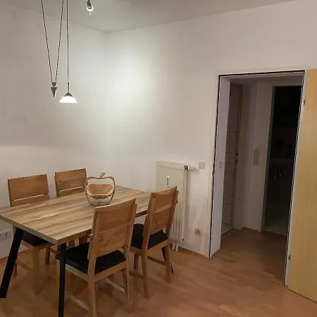 Einziehen Und Wohlfuehlen-vollausgestattetes West Fh Joaneum Apartment Graz