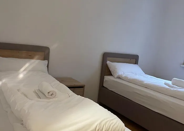 Apartment Einziehen Und Wohlfuehlen-vollausgestattetes West Fh Joaneum